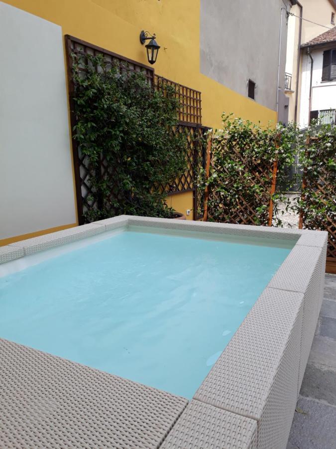 B&B La Corte Suites Salice Terme Zewnętrze zdjęcie