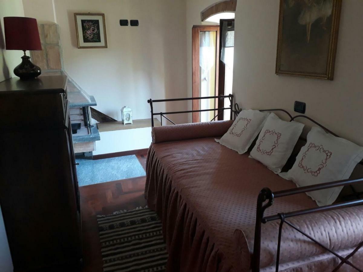 B&B La Corte Suites Salice Terme Zewnętrze zdjęcie