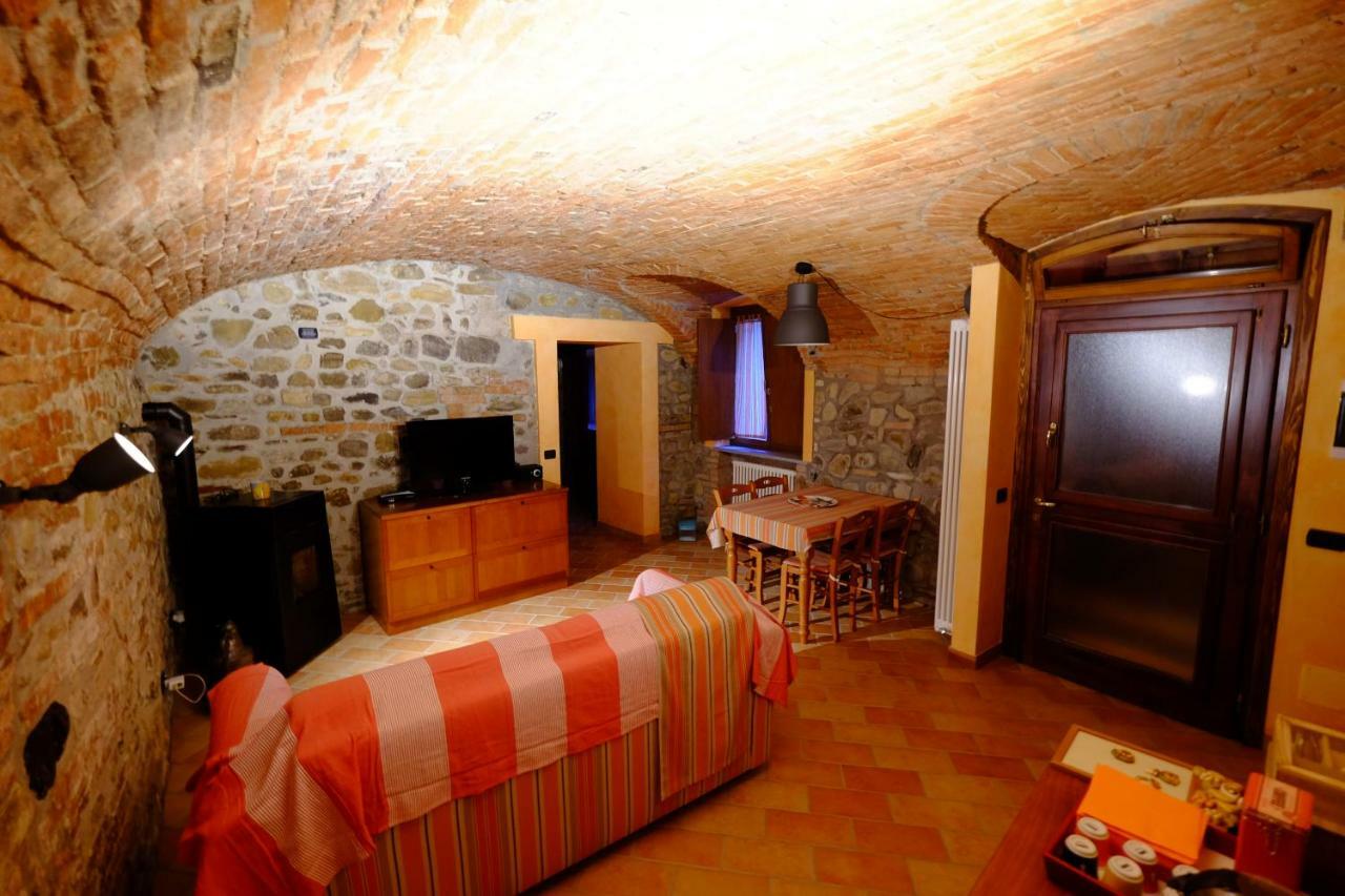 B&B La Corte Suites Salice Terme Zewnętrze zdjęcie