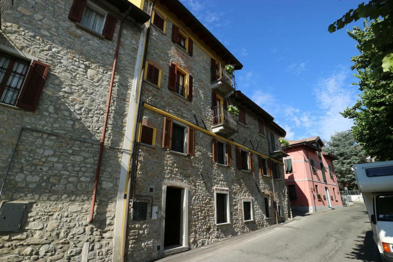 B&B La Corte Suites Salice Terme Zewnętrze zdjęcie