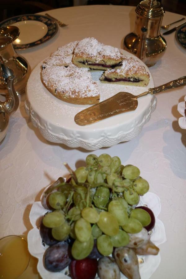 B&B La Corte Suites Salice Terme Zewnętrze zdjęcie